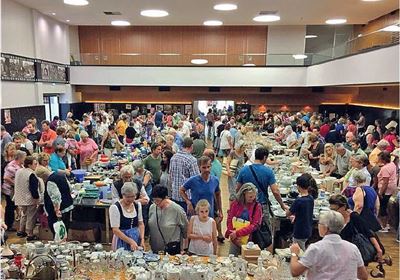 43. Flea market