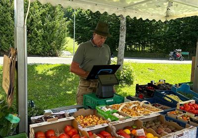 Farmers' Market at the Weaver Farmer