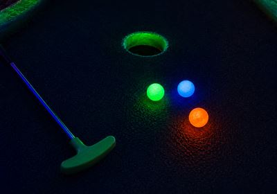 Nachtminigolf