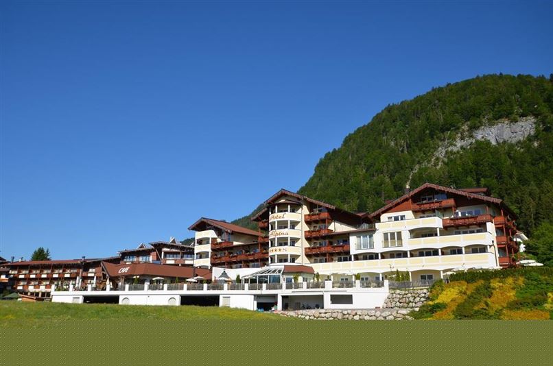 Hotel Alpina