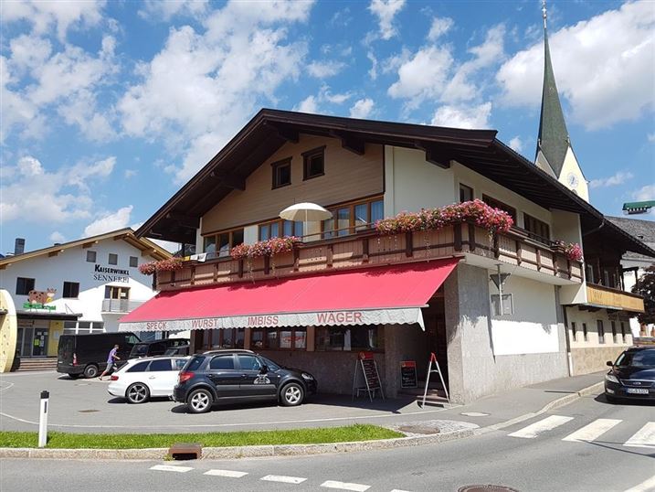 Metzgerei Wäger in Kössen am Kreisverkehr