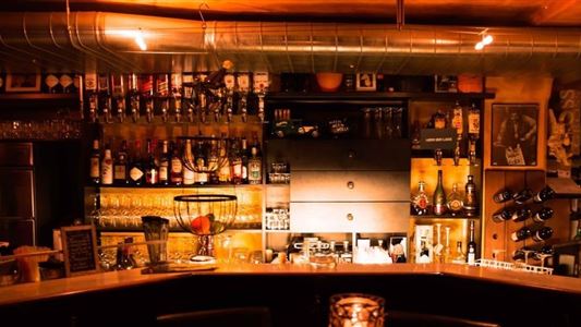 Phippi's Bar