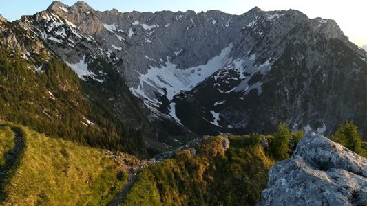 Guided Hike from Walchsee to Heuberg
