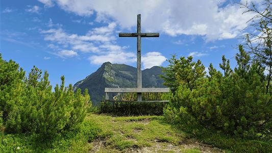 Guided Hike from Kössen to the Lackalm