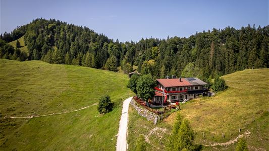 Guided hike from Kössen to Taubensee