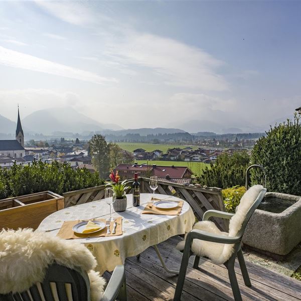 Ausblick von unserer Terrasse auf Kössen