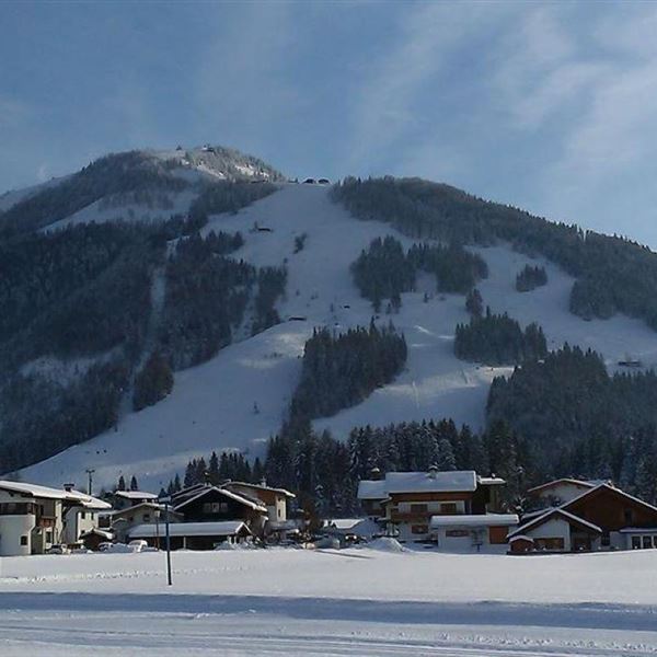 Ausblick Winter Leindhof auf Unterberg