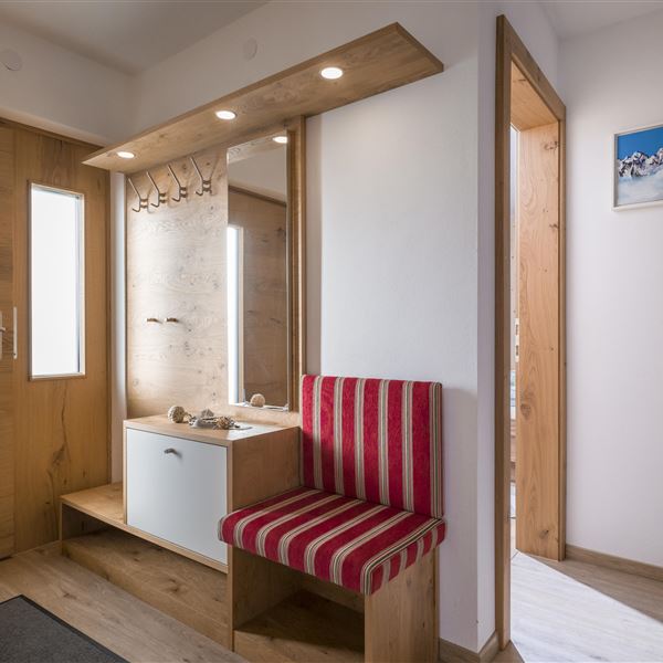 Chalet_Strobl_Amberg_28_Walchsee_Garderobe