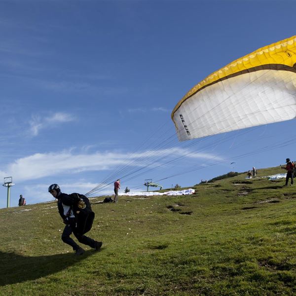 Kaiserwinkl, Sommer, Paragleiten