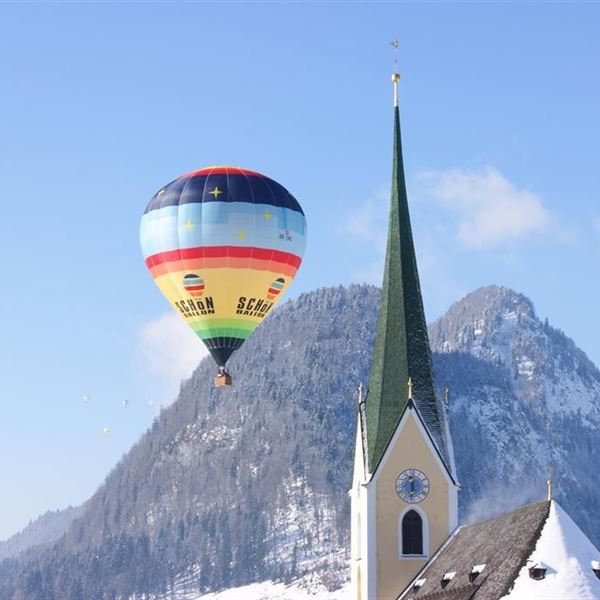 Kössen zum Alpine Ballooning Ballonfahrerwoche