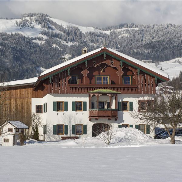 Leindlhof_Huette_40_Koessen_Haus_Winter_web