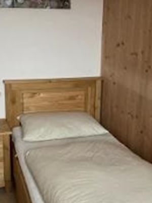 Schlafzimmer 5