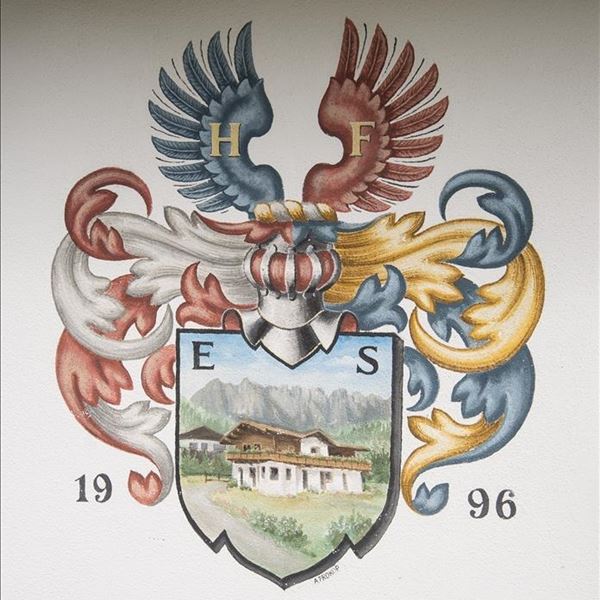 Wappen-Haus-Elisabeth