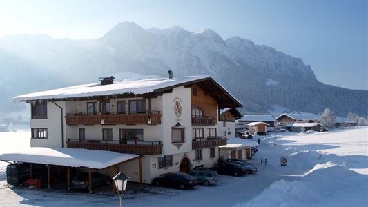 Hotel Garni Tirol - Fam. Hauser